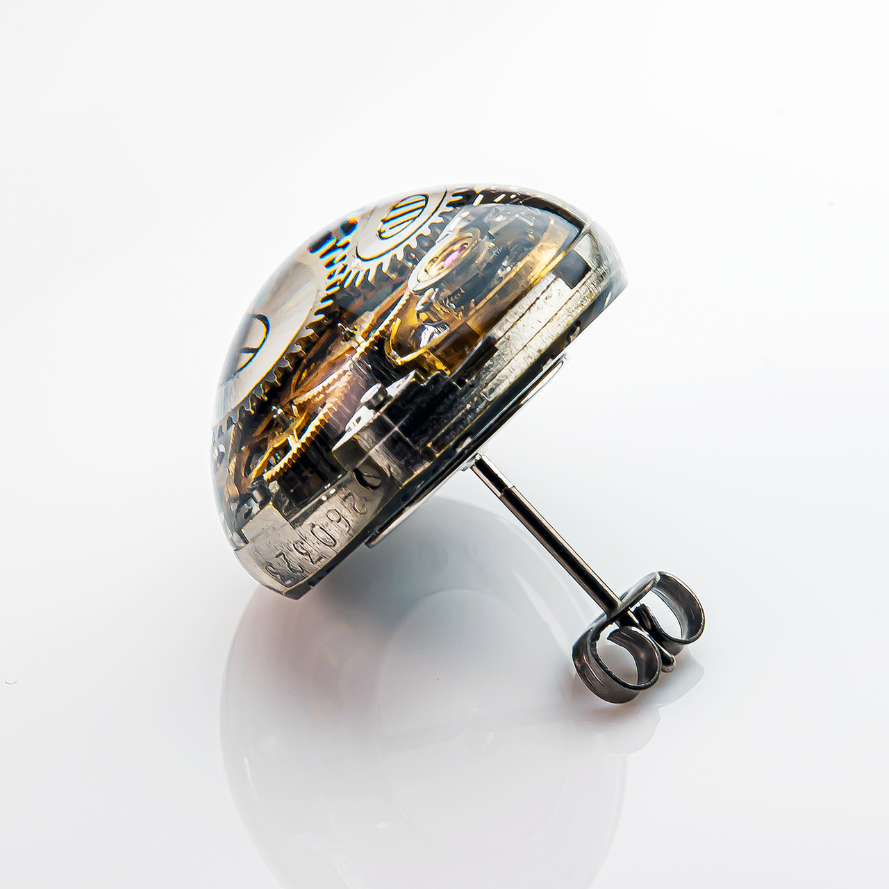 機械式時計のピアス